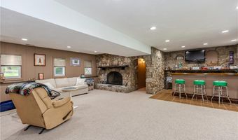 3 Blue Spruce Dr, Coventry, RI 02816
