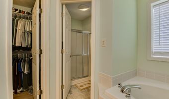 137 Golden Pond Ct, Aiken, SC 29803