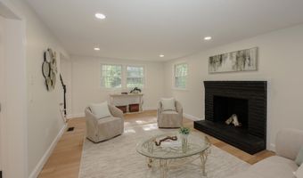 9 Northfield Rd, Amherst, NH 03031
