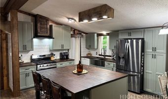 71 Ledford Ridge Ln, Bakersville, NC 28705