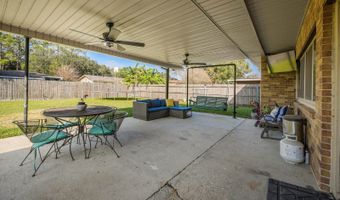 712 Deprima St, Berwick, LA 70342