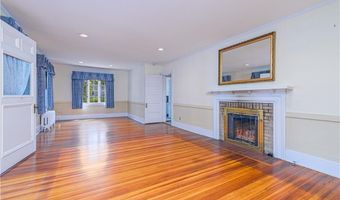 43 Standish Rd, Jamestown, RI 02835