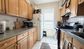 316 Summit Ave 5, Boston, MA 02135
