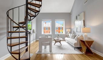 3052 S BUCHANAN St #C1, Arlington, VA 22206