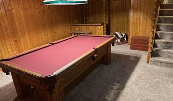 256 W Hoosier St, Berne, IN 46711
