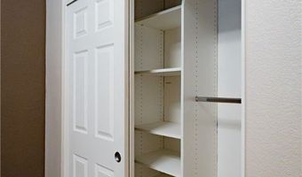 10404 Mystic Pine Rd, Las Vegas, NV 89135