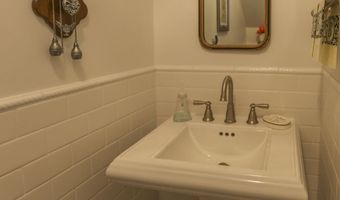 11 Durham St, Belfast, ME 04915