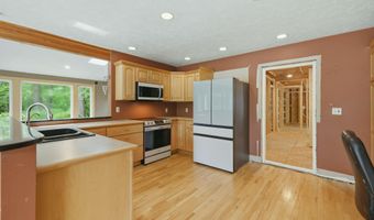 1372 Cramton Ave NE, Ada, MI 49301