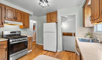 6794 Osage Ave, Allen Park, MI 48101