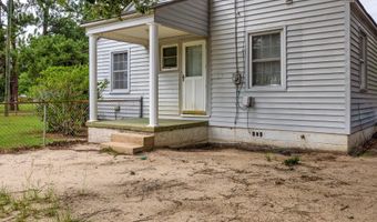 413 Seymour St, Aberdeen, NC 28315