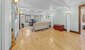 7 School St, Allenstown, NH 03275