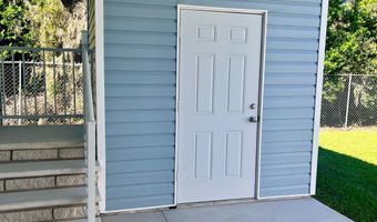 858 S Robert Ave, Avon Park, FL 33825