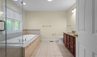 125 West Rd, Cumberland, RI 02864