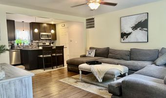 14 Hemlock Ln, Bayville, NJ 08721