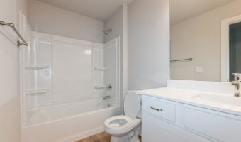 2231 Chan Dr, Adel, IA 50003