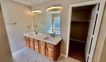 6 Roessler Ln, Bella Vista, AR 72715