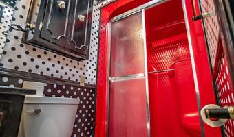 5042 Dummyline Rd, Batesville, MS 38606
