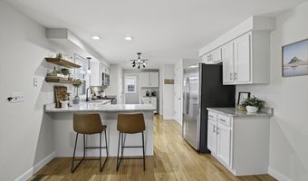 41 Nile St 41, Billerica, MA 01821