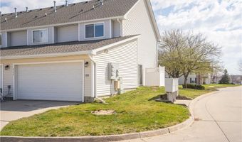 2172 NW 159th St, Clive, IA 50325