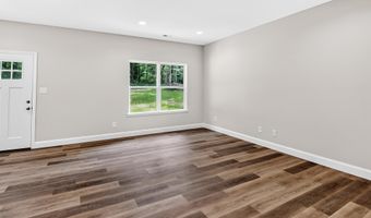 1407 Mountain View Rd, Benton, TN 37307