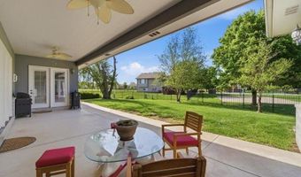 601 Stone Lake Cir, Augusta, KS 67010