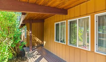 883 S 57TH St, Springfield, OR 97478