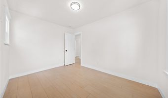 2922 W 73rd St, Los Angeles, CA 90043