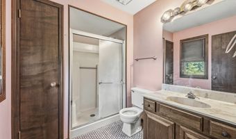 915 Carriage Dr, Algonquin, IL 60102