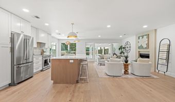 2212 Barefoot Trce, Atlantic Beach, FL 32233