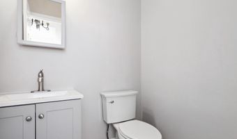 6108 JOUST Ln, Alexandria, VA 22315