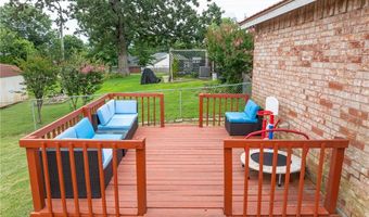 904 N St, Barling, AR 72923