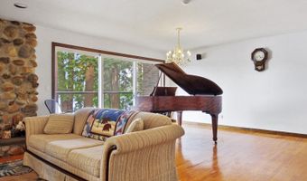 60 Abena Shr, Belgrade, ME 04917