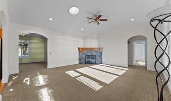 96546 SUNRIDGE Ter, Brookings, OR 97415