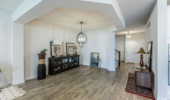 3075 N Spurway Dr, Ann Arbor, MI 48105