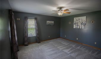 215 N Turner Rd, Austintown, OH 44515