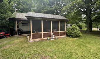 44 Merrywood Dr, Altona, NY 12910