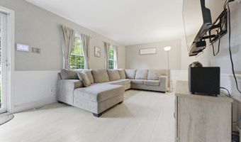 1 LILY Ct, Atco, NJ 08004