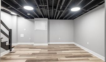 643 BRISBANE Rd, Baltimore, MD 21229
