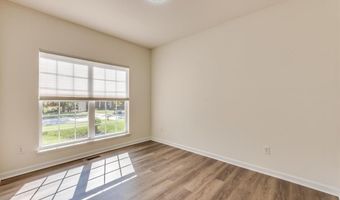 253 Village Creek Dr Dr, Ballwin, MO 63021