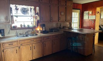 2452 S Carr Pen Rd, Atoka, OK 74525