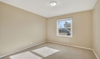 1915 NW Hickory Ln 8, Ankeny, IA 50023