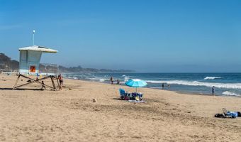 325 Beach Dr, Aptos, CA 95003