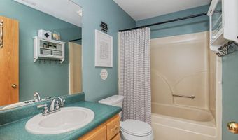 3020 Redbud Cir, Ames, IA 50014