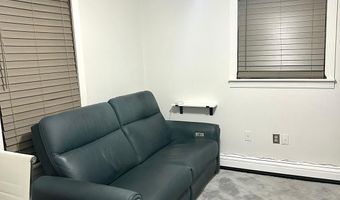 19 CENTER St, Barnegat, NJ 08005
