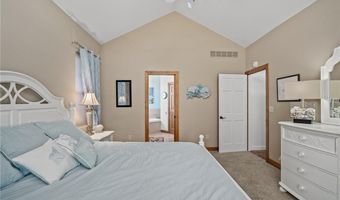 934 Lake Viking Ter, Altamont, MO 64620
