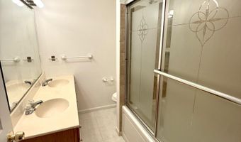 610 Aqua View Dr, Alpena, MI 49707