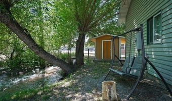 38 A N Woodard Ave, Absarokee, MT 59001