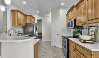 15585 Moonstruck Dr, Caldwell, ID 83607