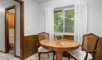 4724 Pathfinder Ct, Bartlesville, OK 74006
