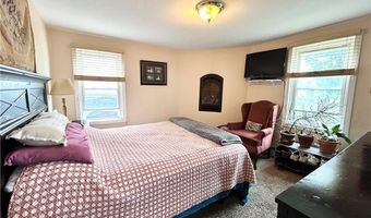 302 State St, Bristol, RI 02809